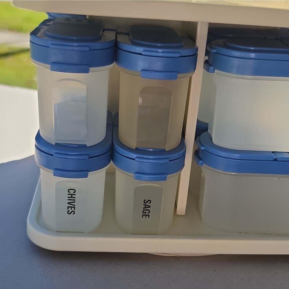Vintage Tupperware Modular Mates Spice Carousel Rack Set 24 Containers Blue Lids - Picture 8 of 8